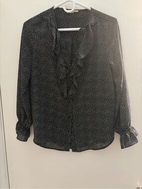 Array Black Printed Ruffled V-Neck Long-Sleeve Blouse